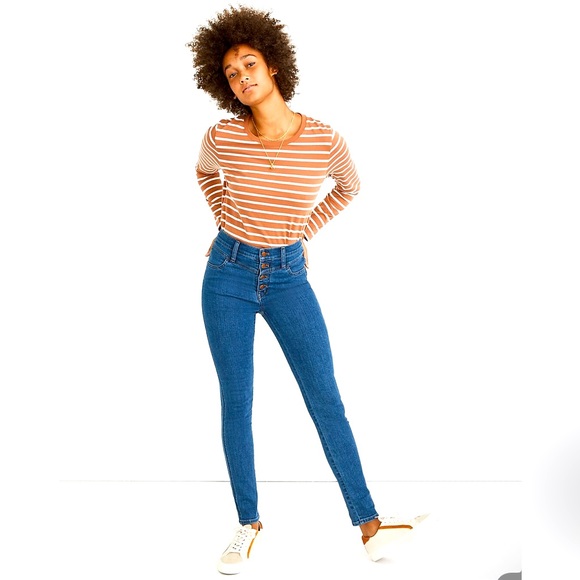 Madewell 10" High-Rise Roadtripper Jeans - Eversall Wash: Button-Front Yoke - Picture 1 of 4